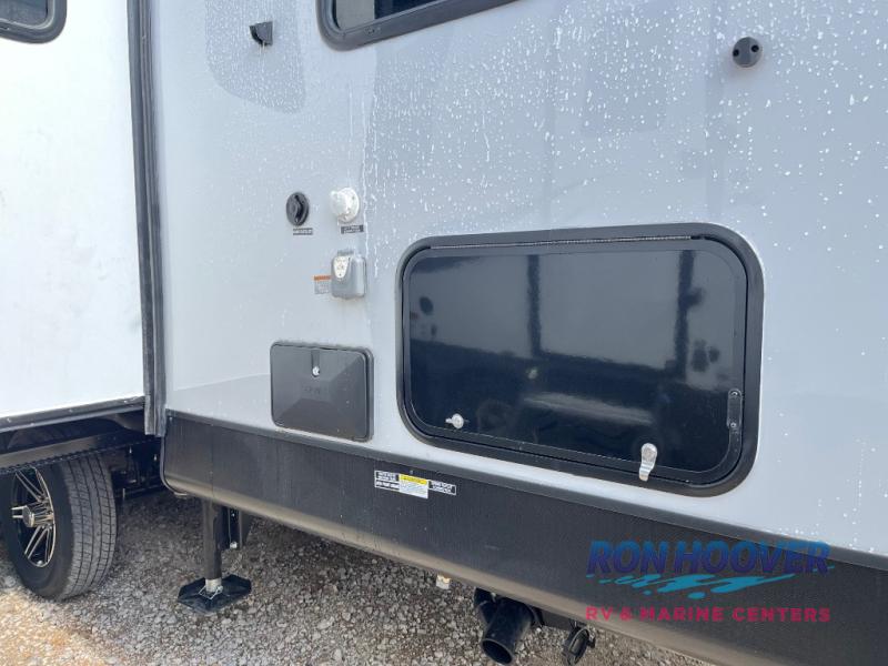 2026 COACHMEN CATALINA 273DBHCKLE - Image 33