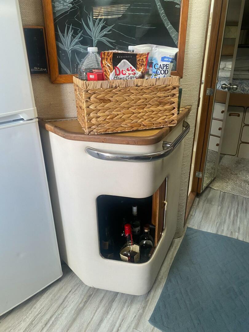 1993 Sea Ray 440 Sundancer - Image 17