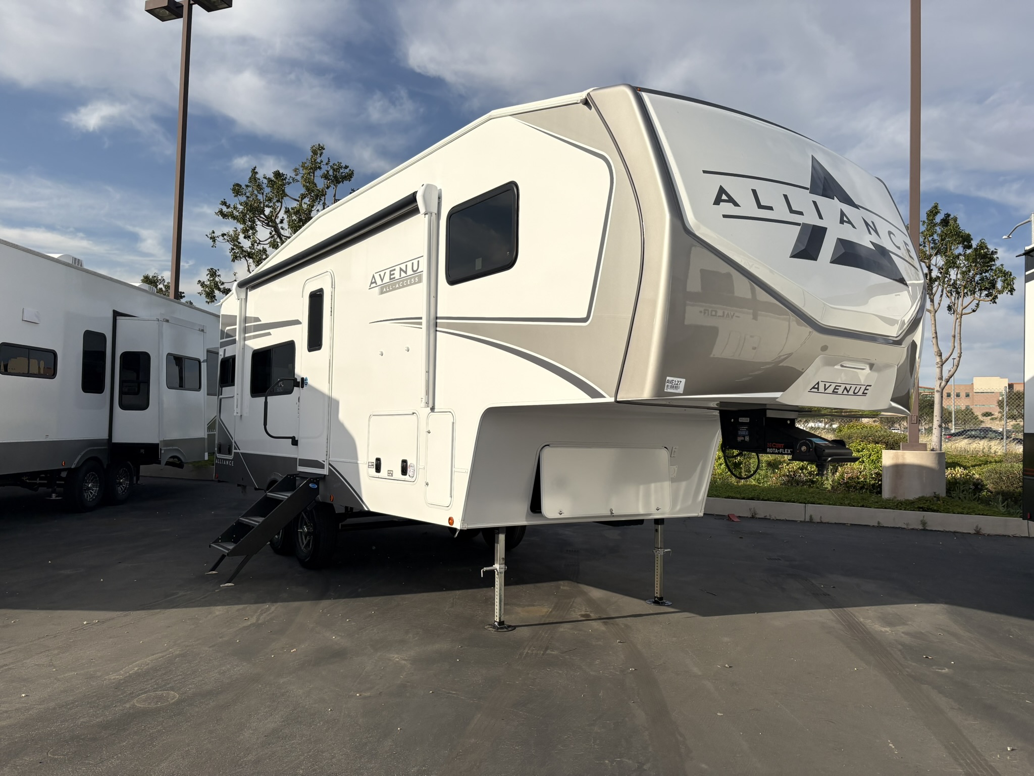 2026 Alliance RV Avenue 23ML - Image 1