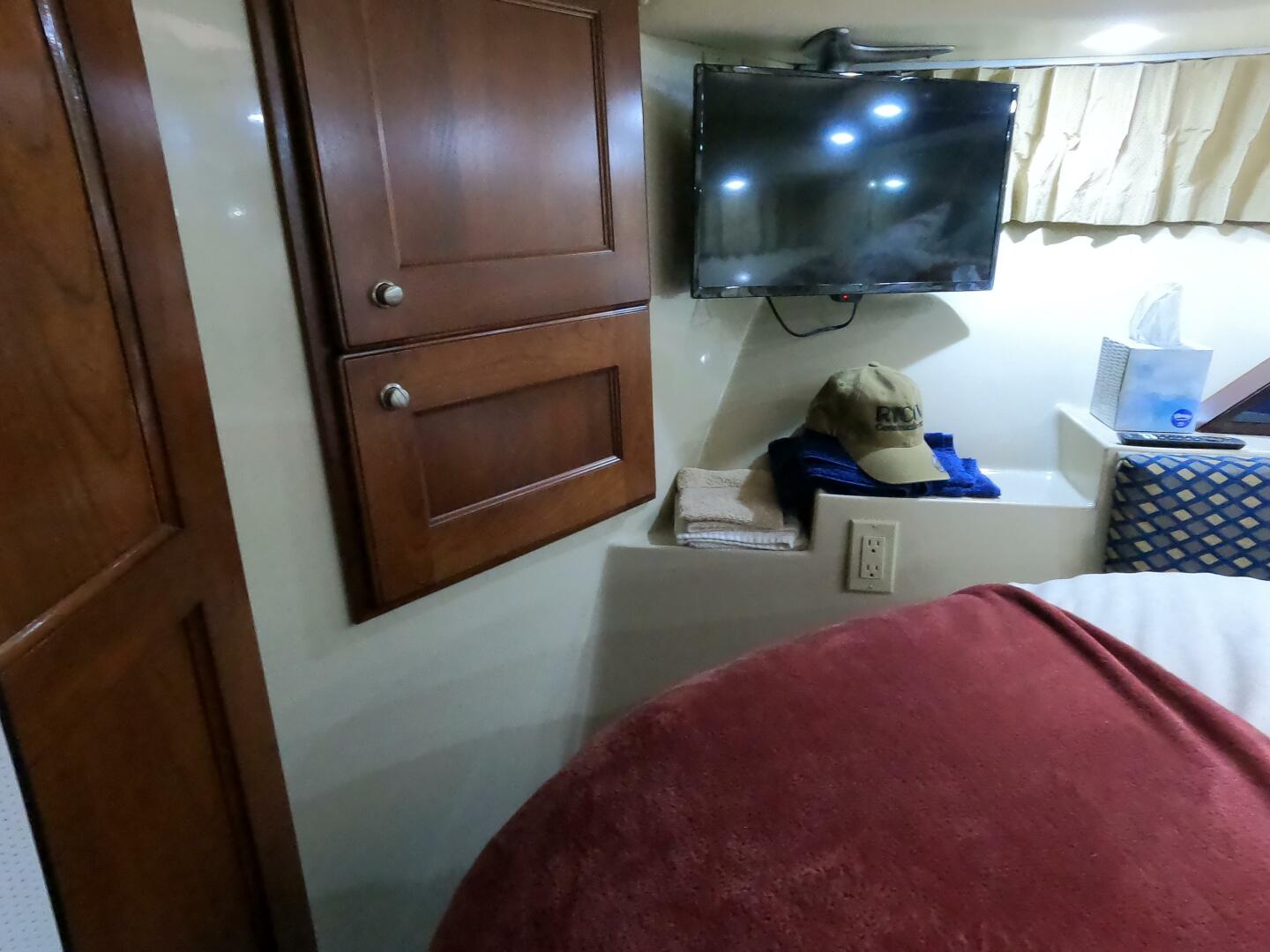 2006 Bluewater Yachts 5200 - Image 19