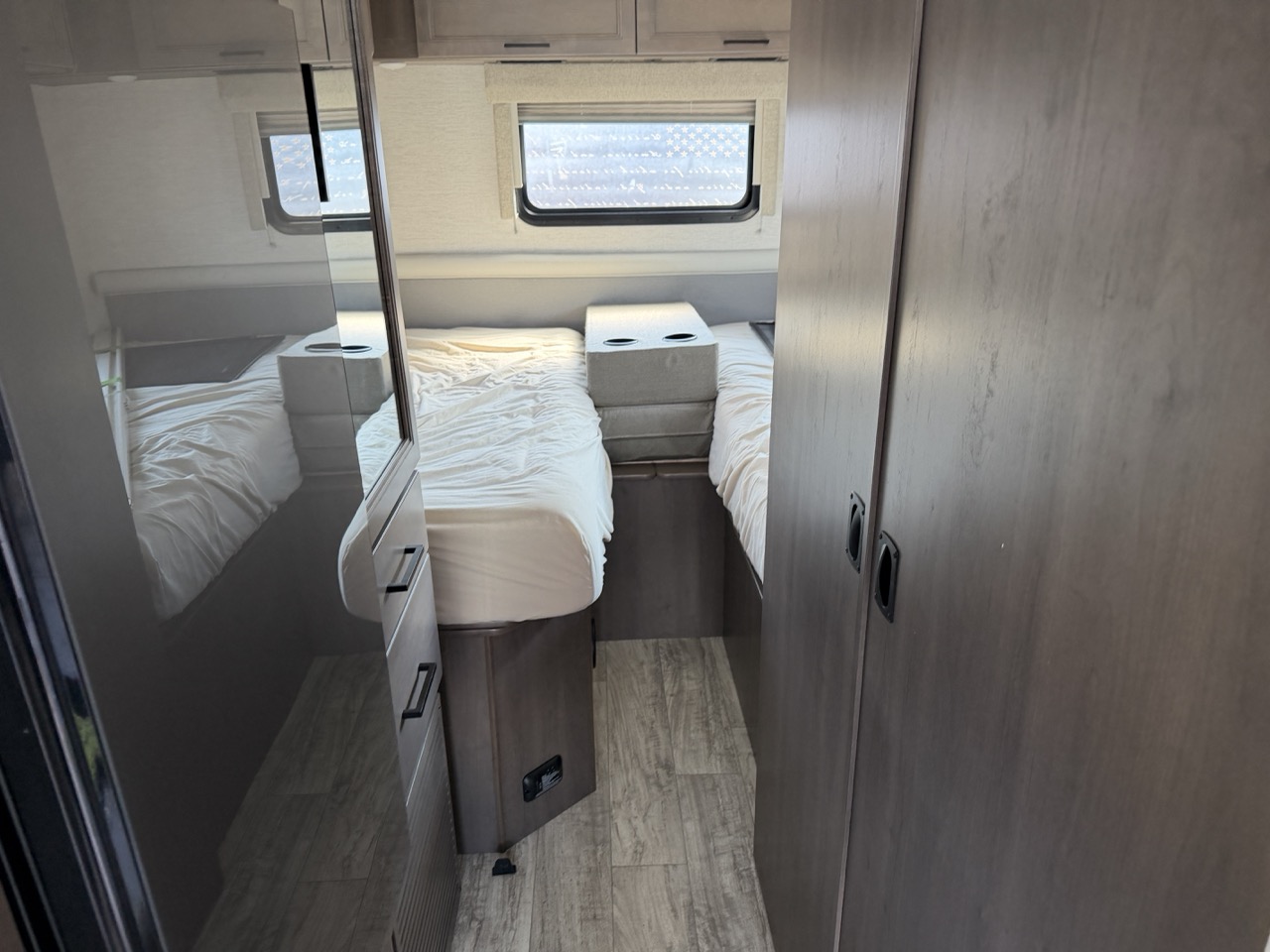2025 Thor Motor Coach Freedom Traveler A24 - Image 9