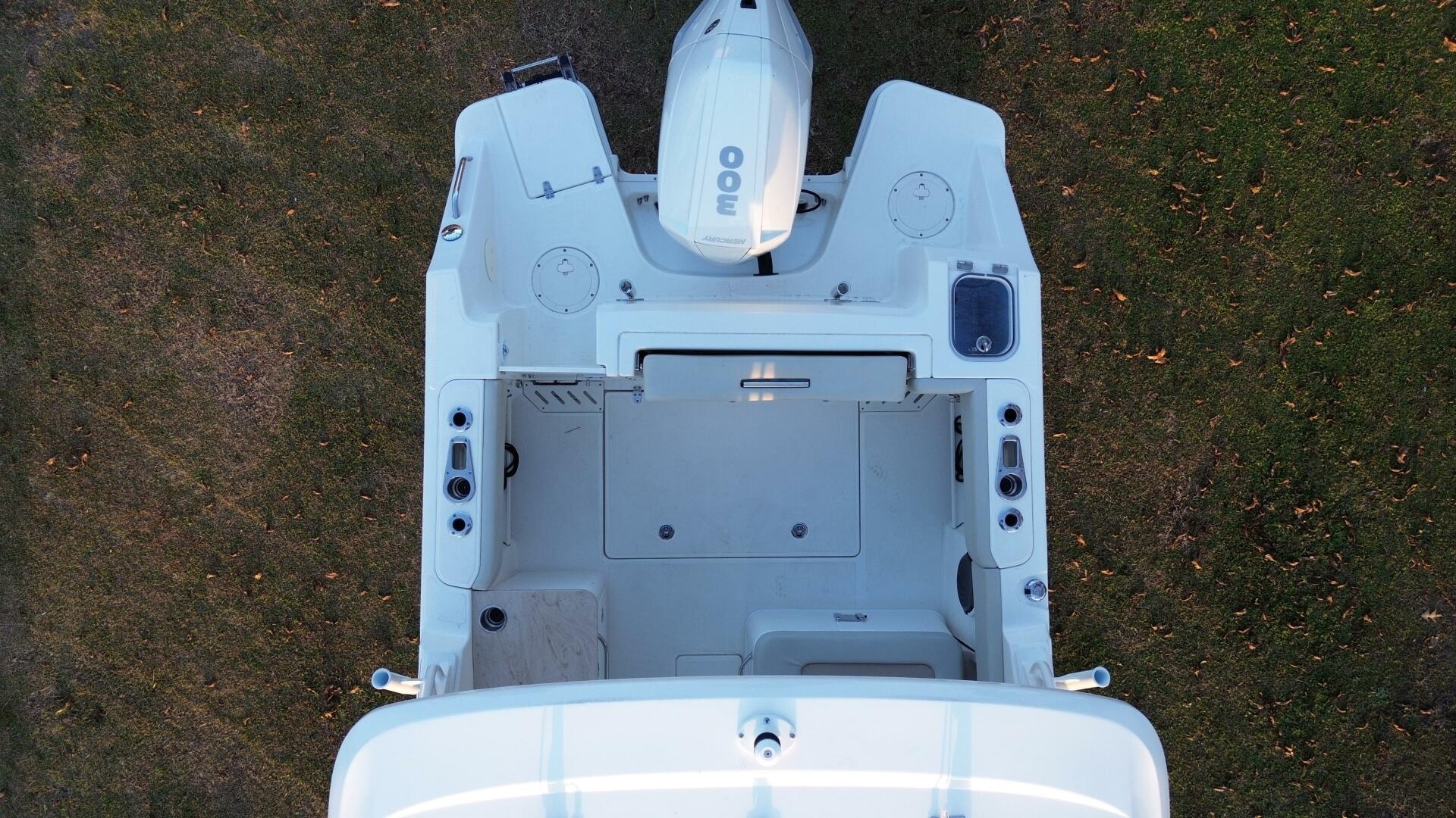 2023 Boston Whaler 240 Vantage - Image 72