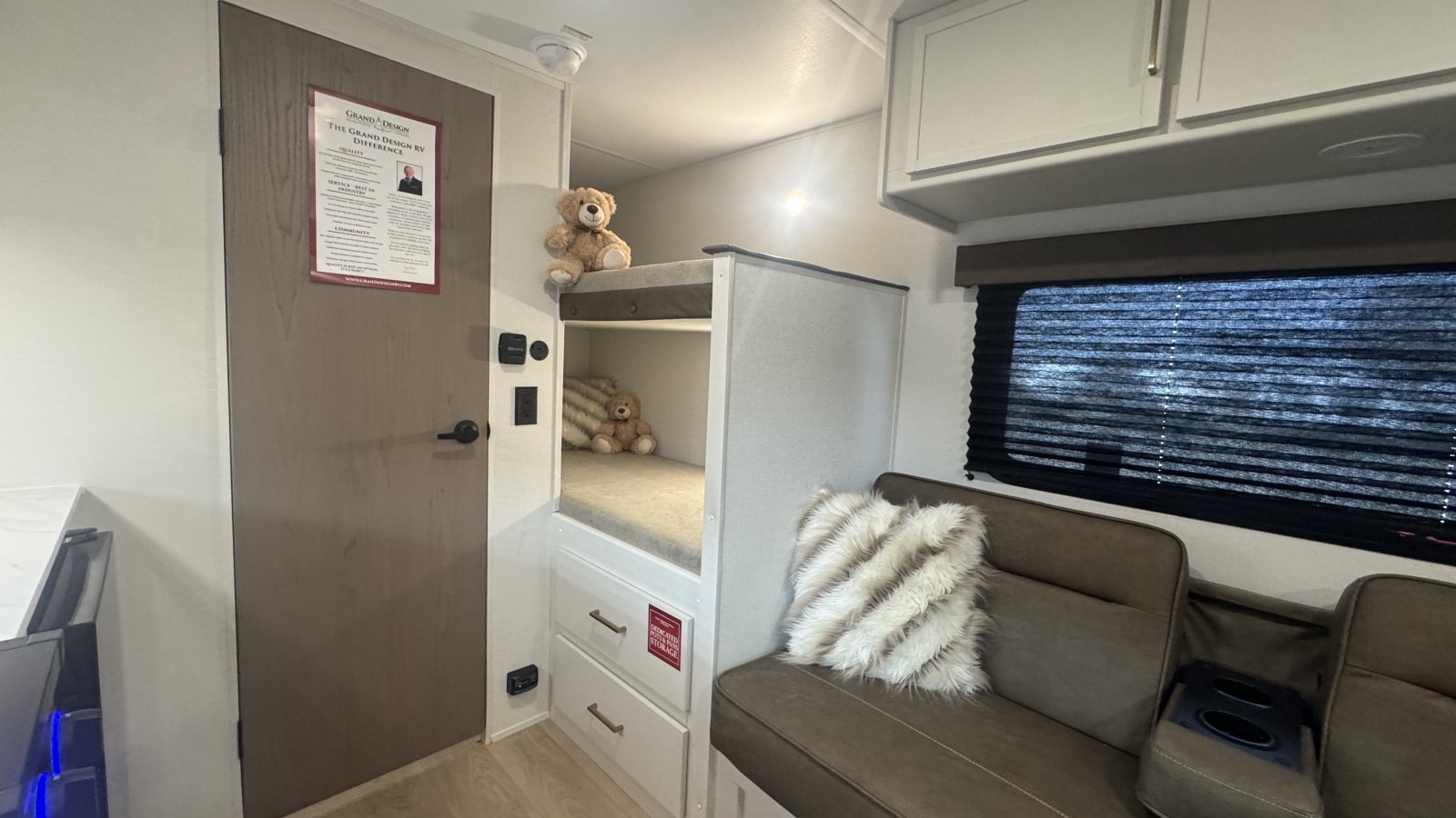 2026 Grand Design Transcend ONE 151BH - Image 5