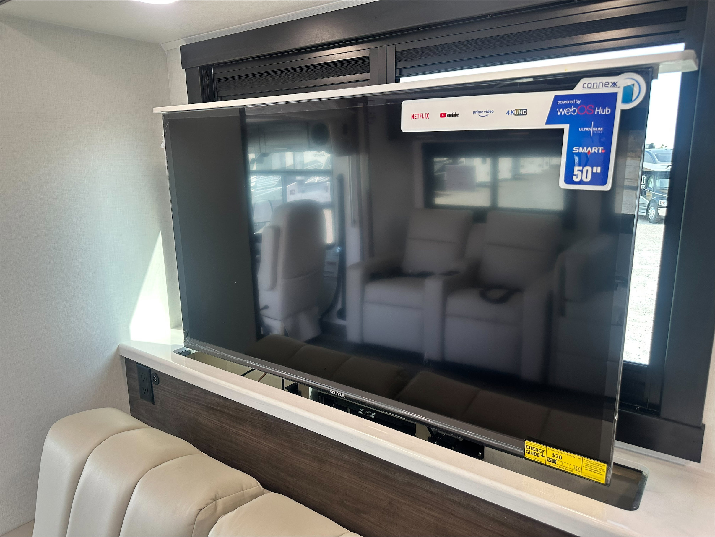 2026 JAYCO PRECEPT 34G - Image 21