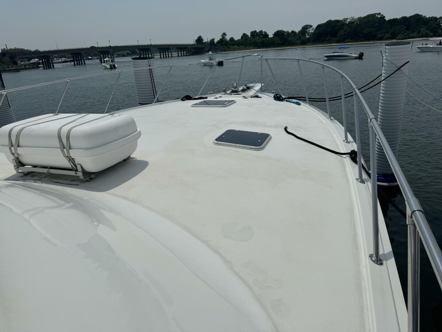 1994 Hatteras 54 Yacht - Image 9