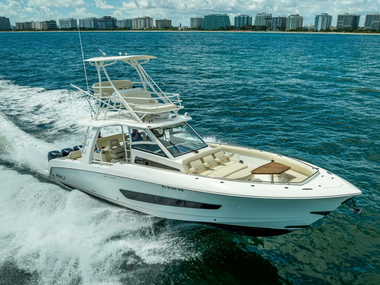 2016 Boston Whaler - Image 58