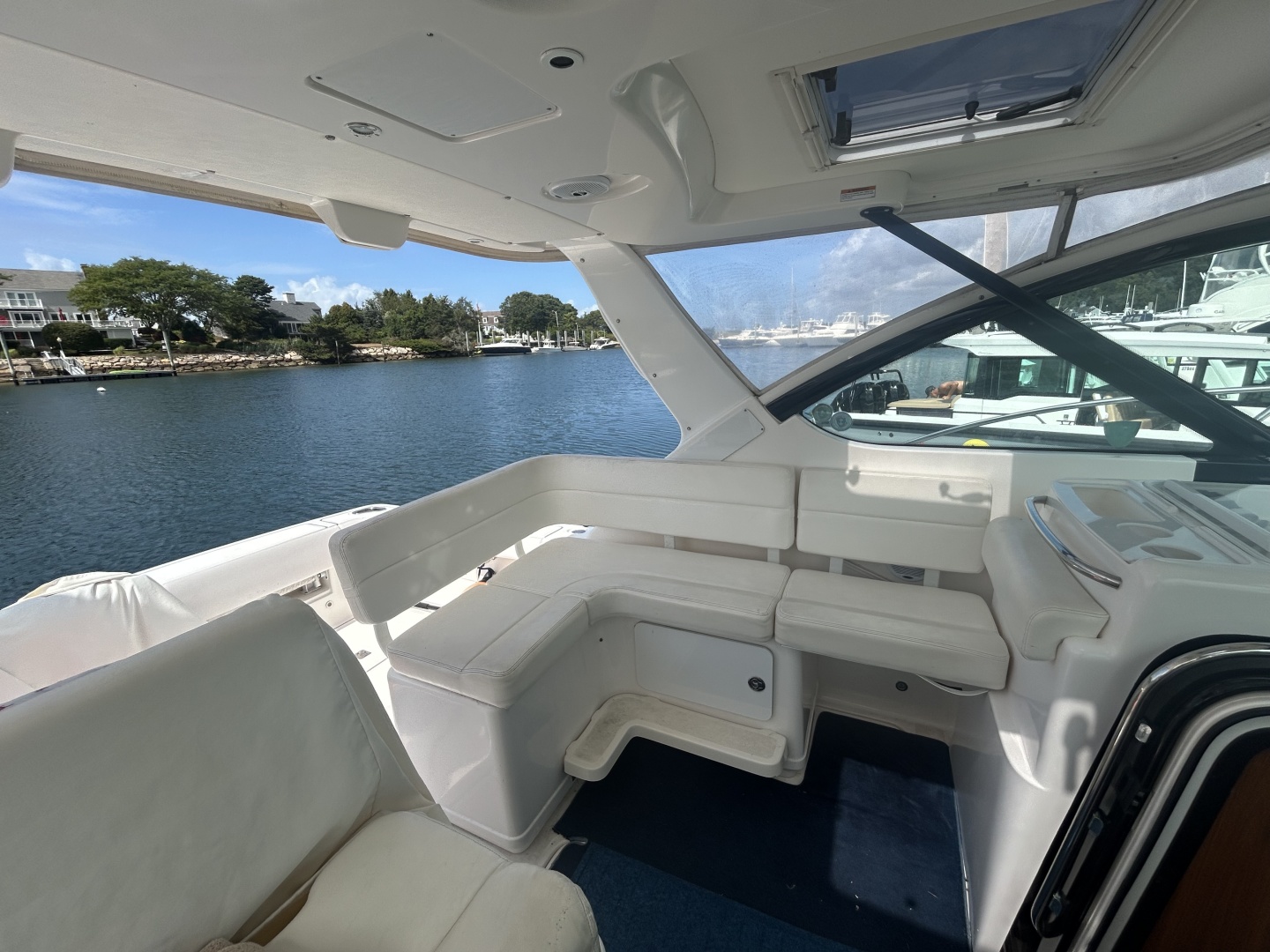 2007 Tiara Yachts 3200 Open - Image 22