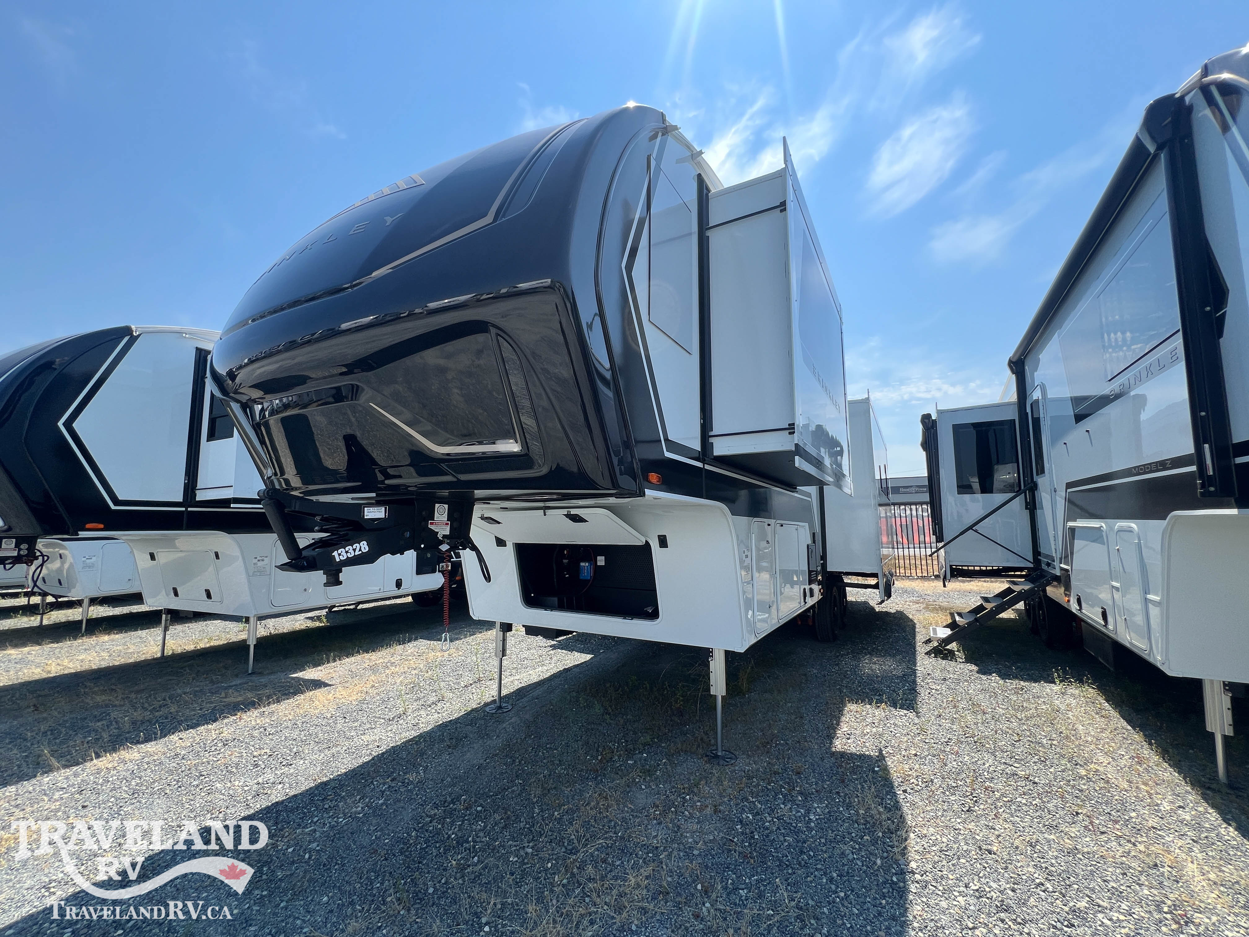 2026 Brinkley RV Model Z 2900 - Image 4