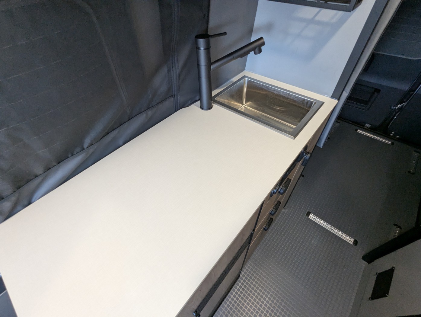 2027 Winnebago Revel 44EC - Image 30