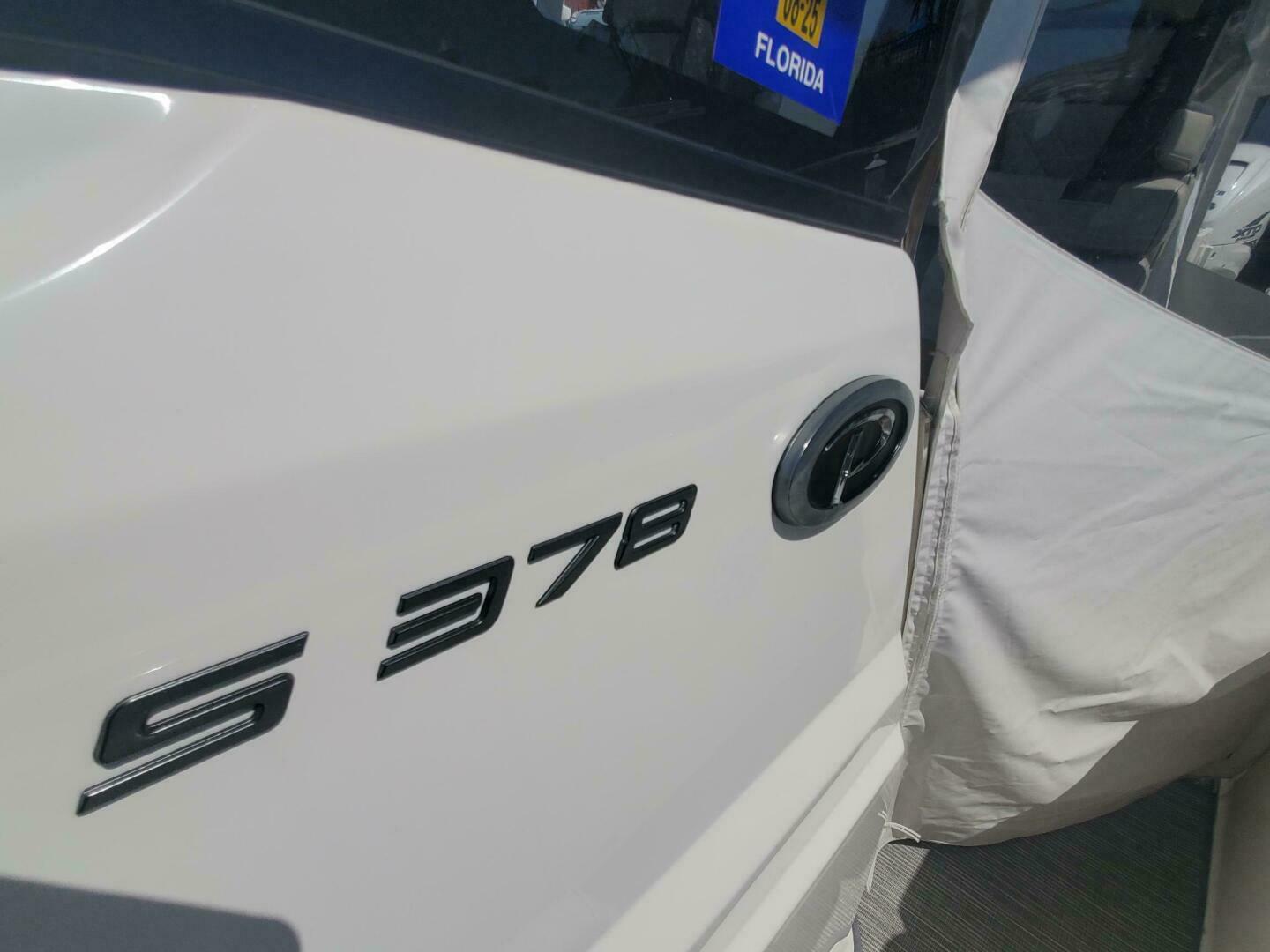 2023 Pursuit S 378 Sport - Image 26