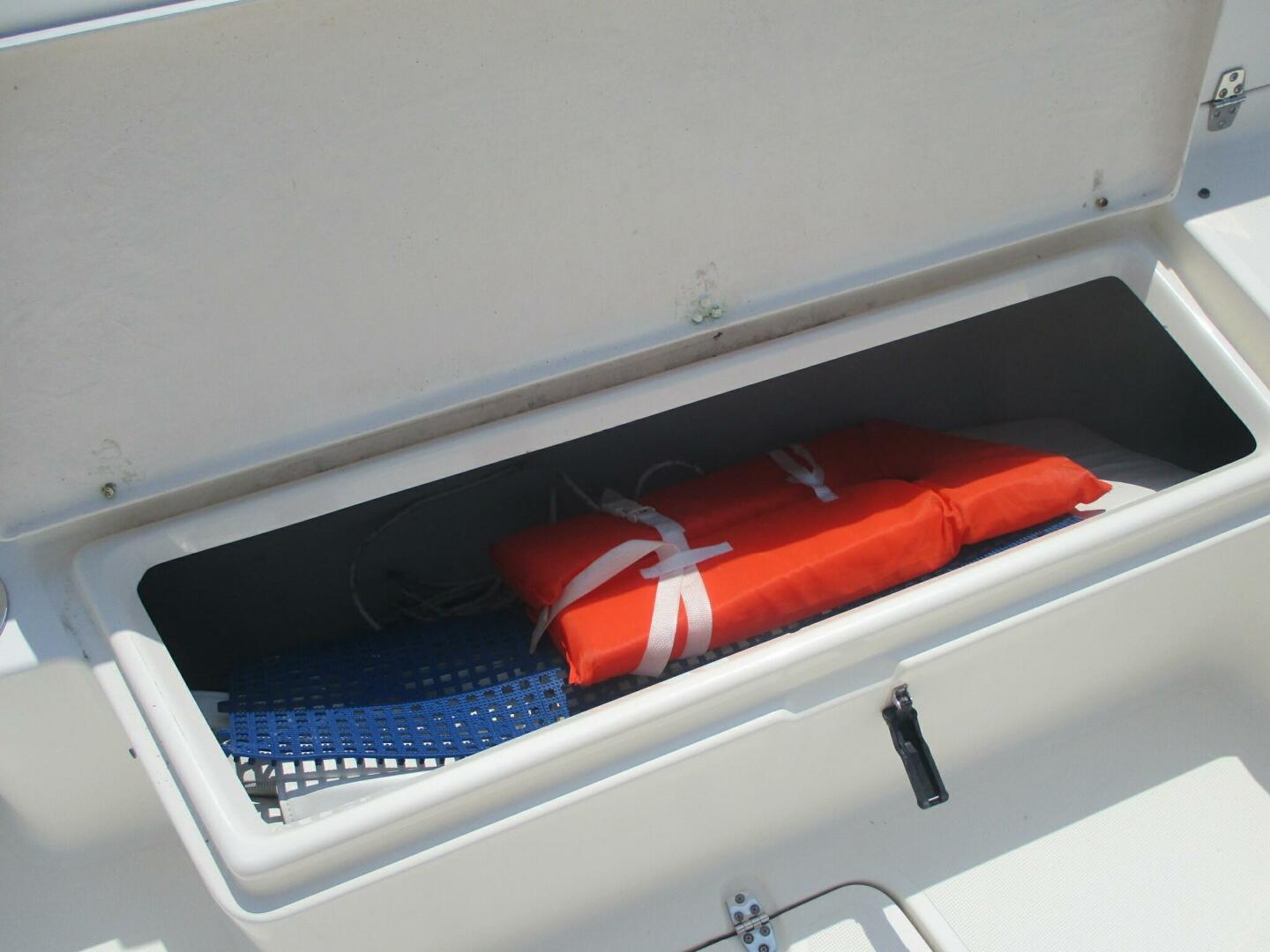 2006 Pursuit - Image 14