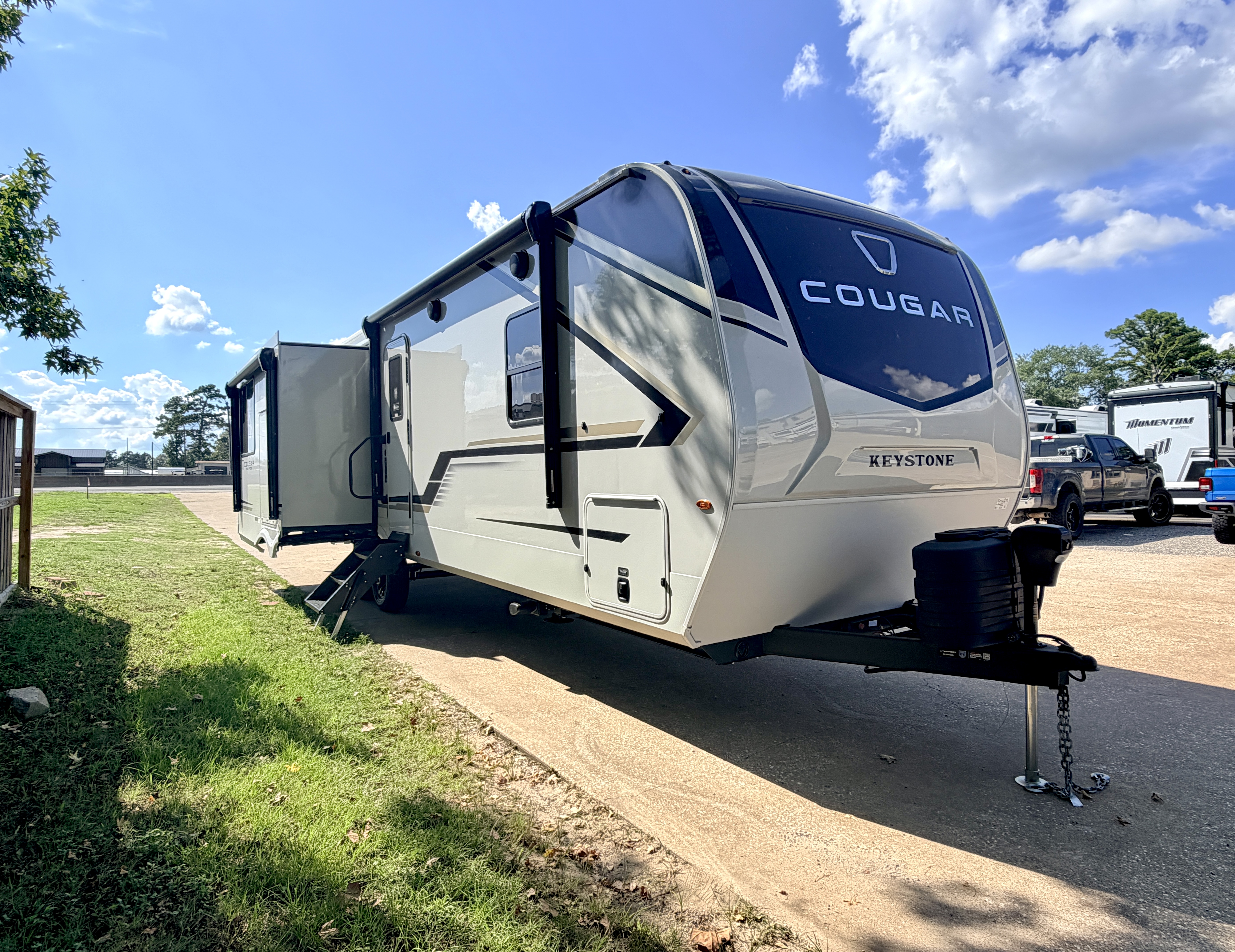 2027 Keystone Cougar Half-Ton 29RKE