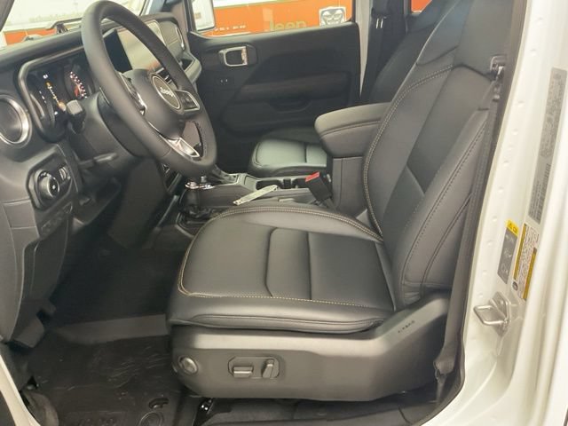 2026 Jeep Wrangler Sahara 4 Door 4x4 - Image 13