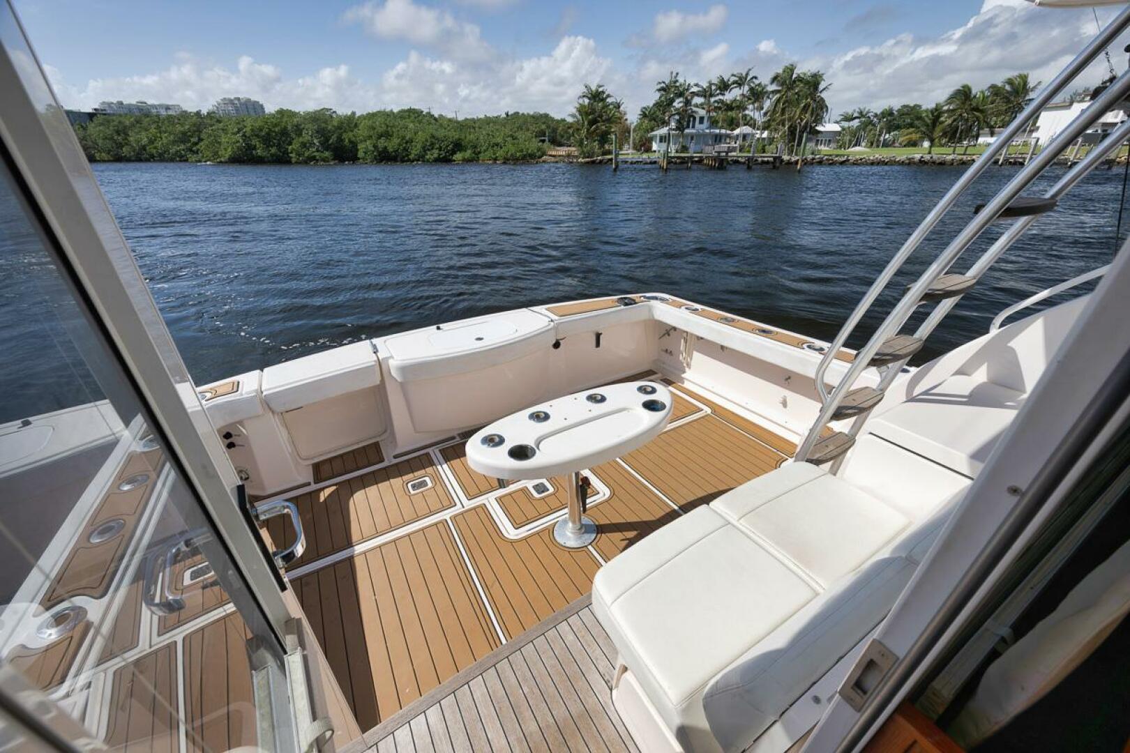 2015 Tiara Yachts Tiara 390 Convertible - Image 12