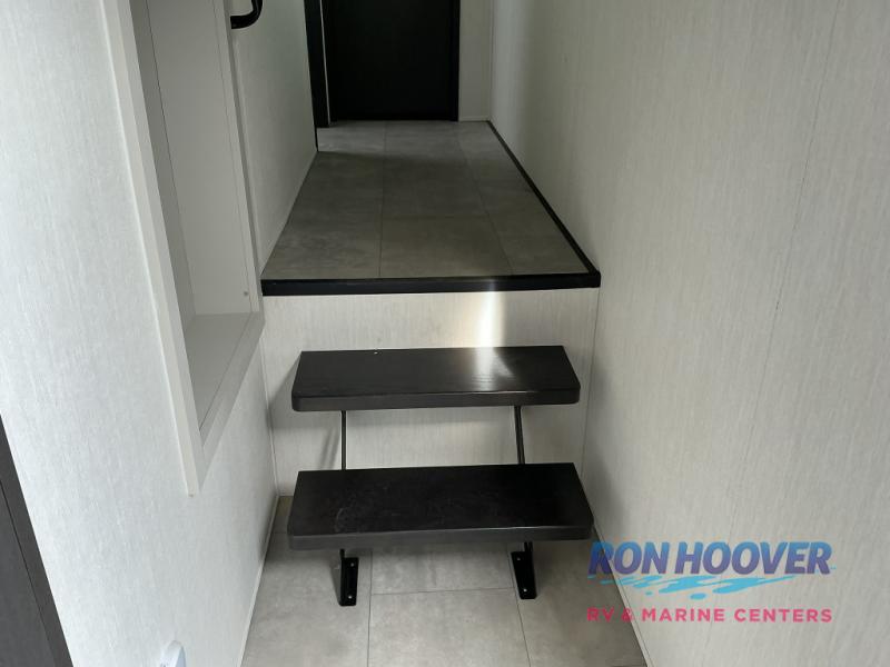 2026 FOREST RIVER 38BNB - Image 4