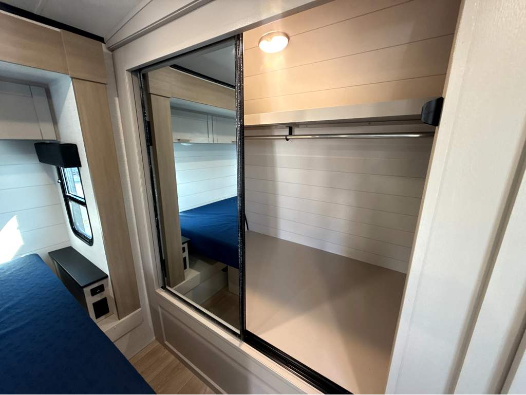 2027 JAYCO JAY FEATHER 30RKB - Image 25