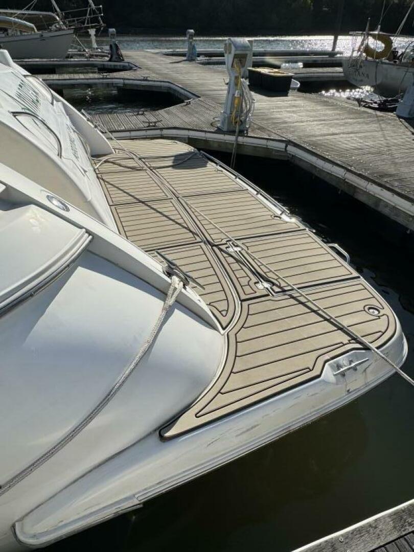 2001 Cruisers 4270 - Image 82