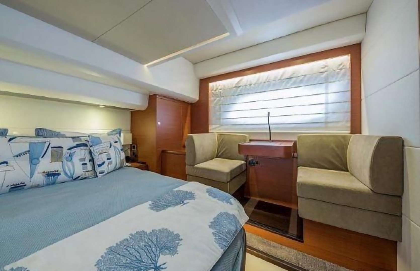 2015 PRESTIGE PRESTIGE 550 Base - Image 20