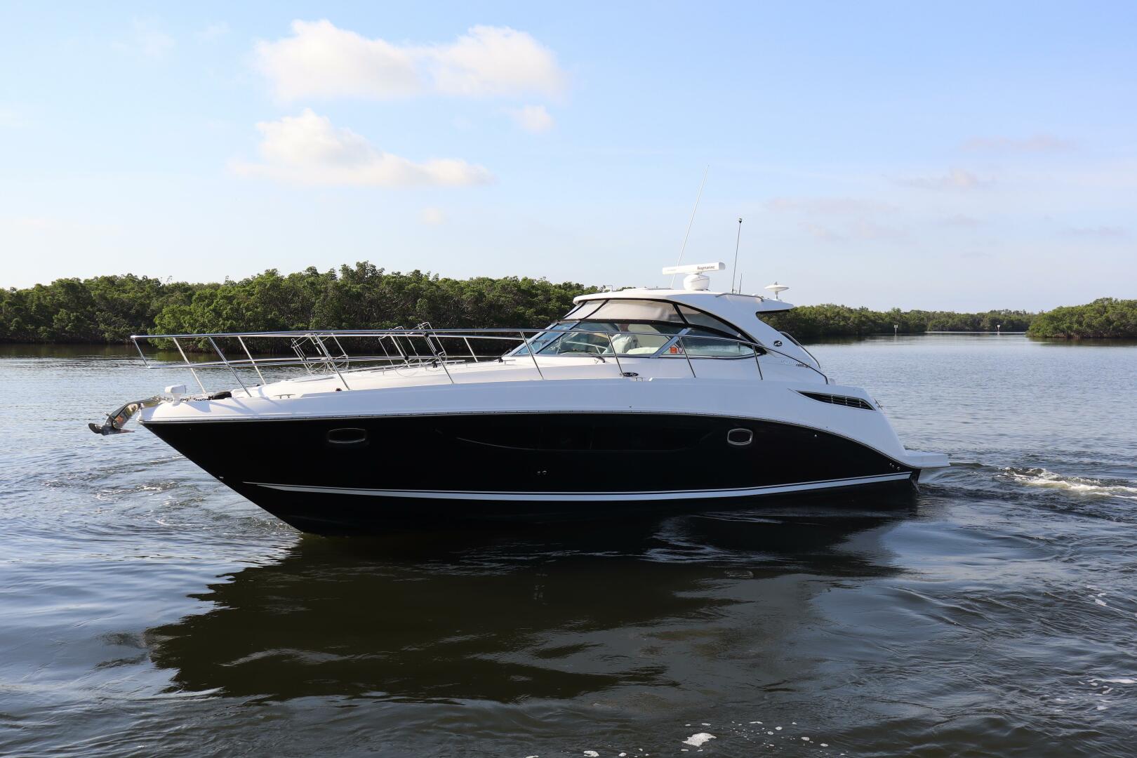2015 Sea Ray 410 Sundancer - Image 51