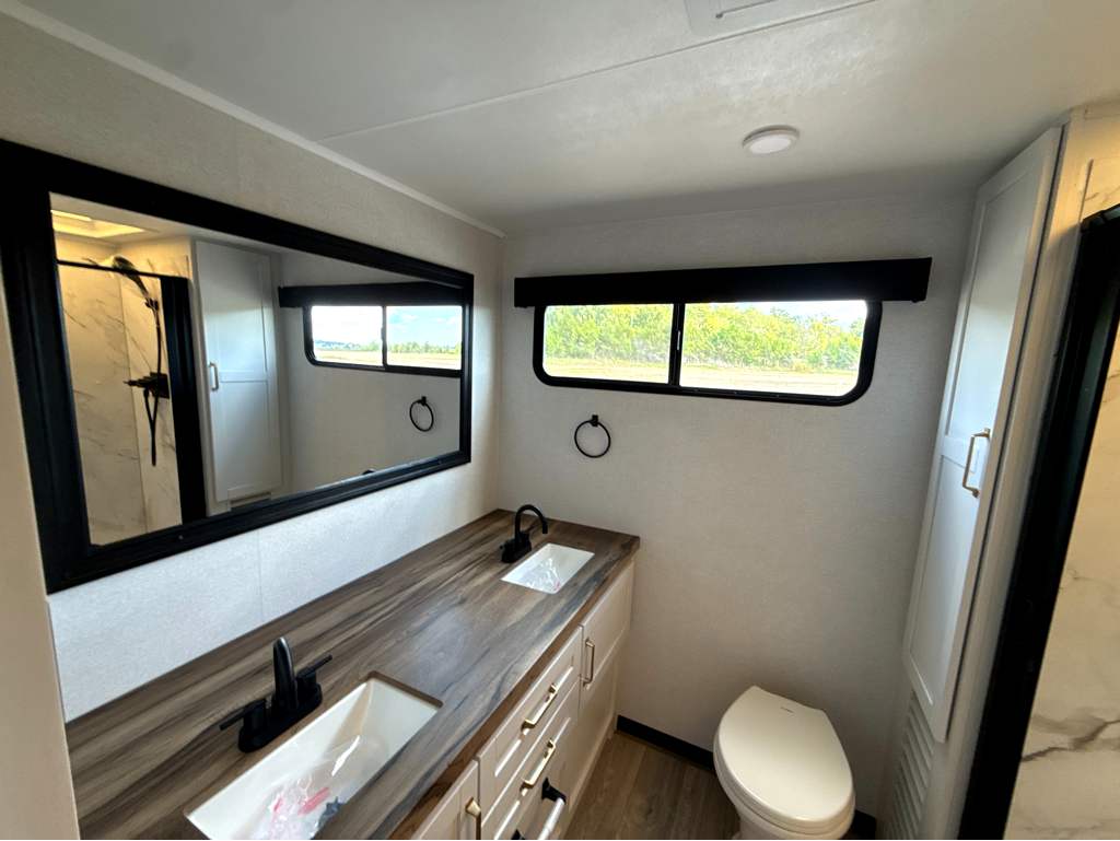 2027 JAYCO EAGLE 265FKDS - Image 8