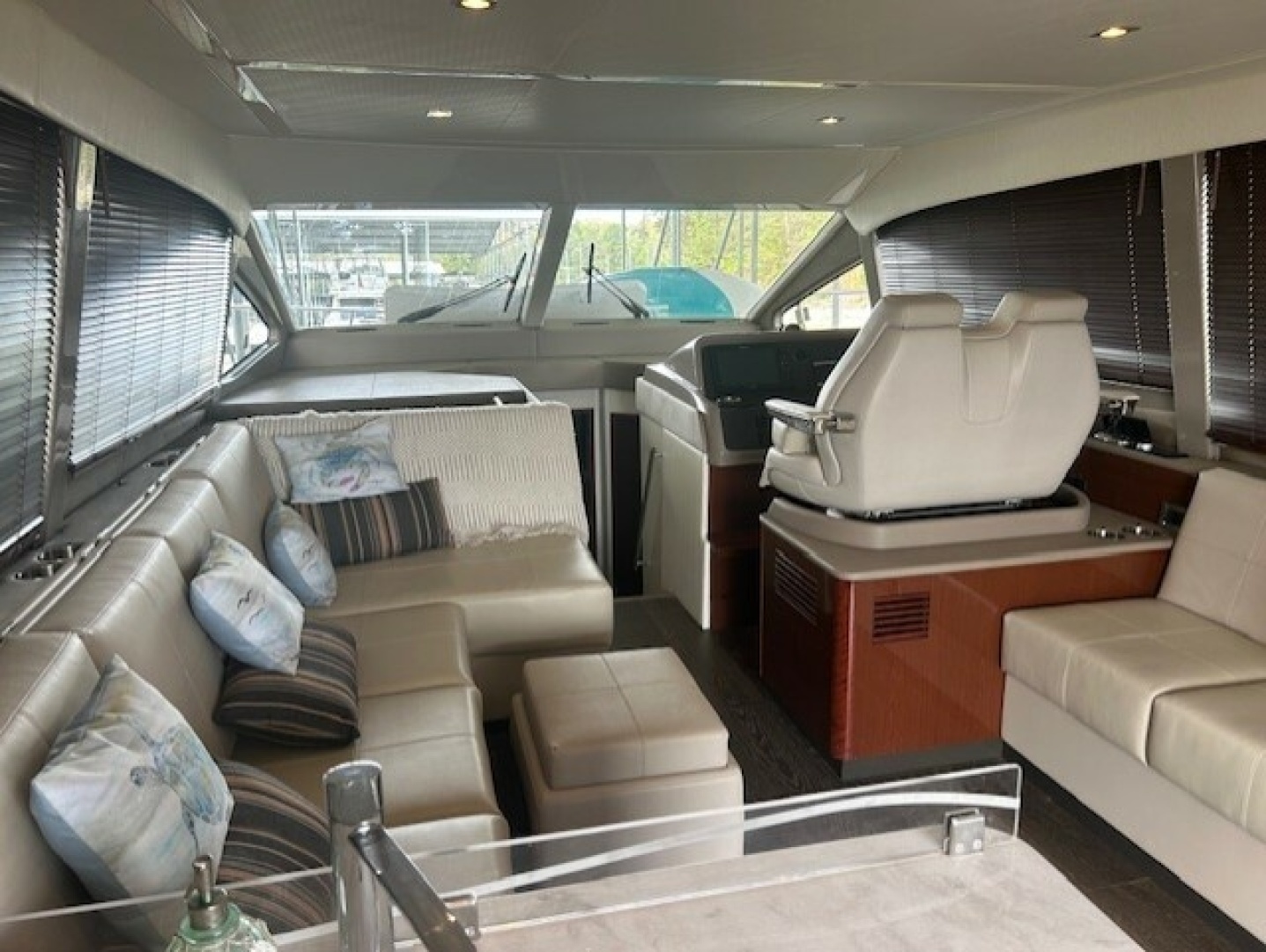 2017 Sea Ray 460 FLY - Image 6