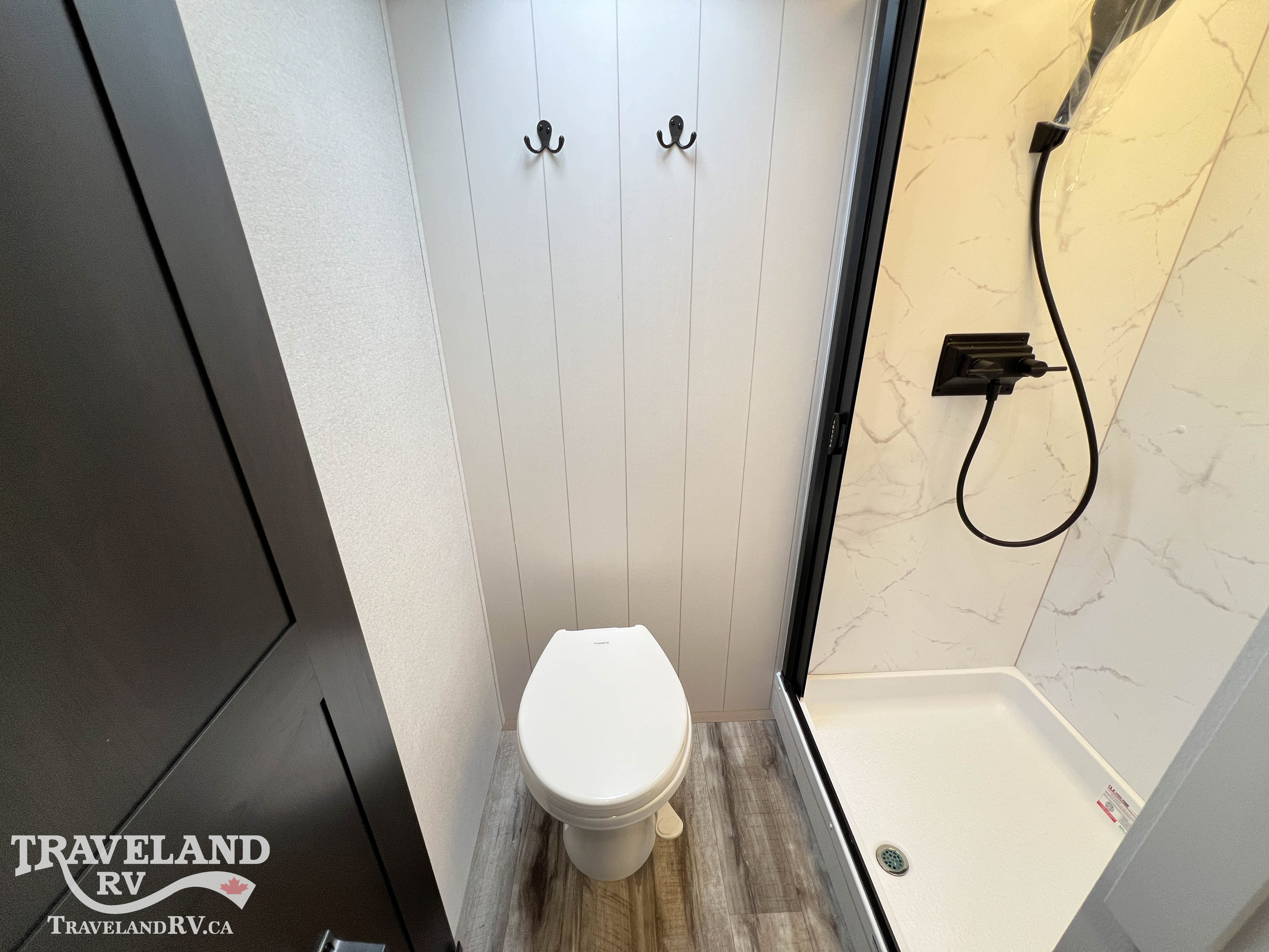 2027 Highland Ridge Roamer Light Duty 28DBSS - Image 32