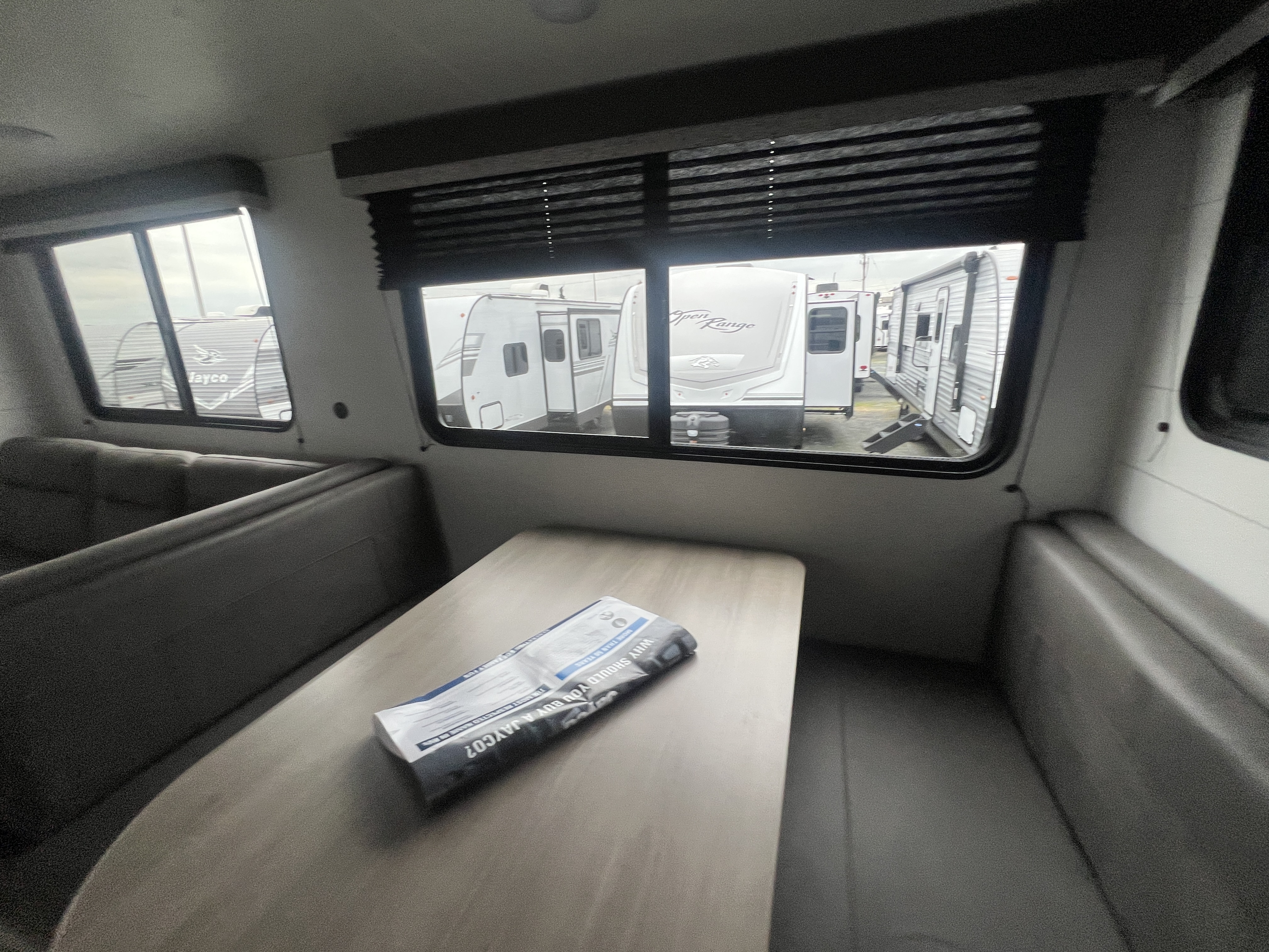 2027 Jayco Jay Flight SLX 262RLSW - Image 11