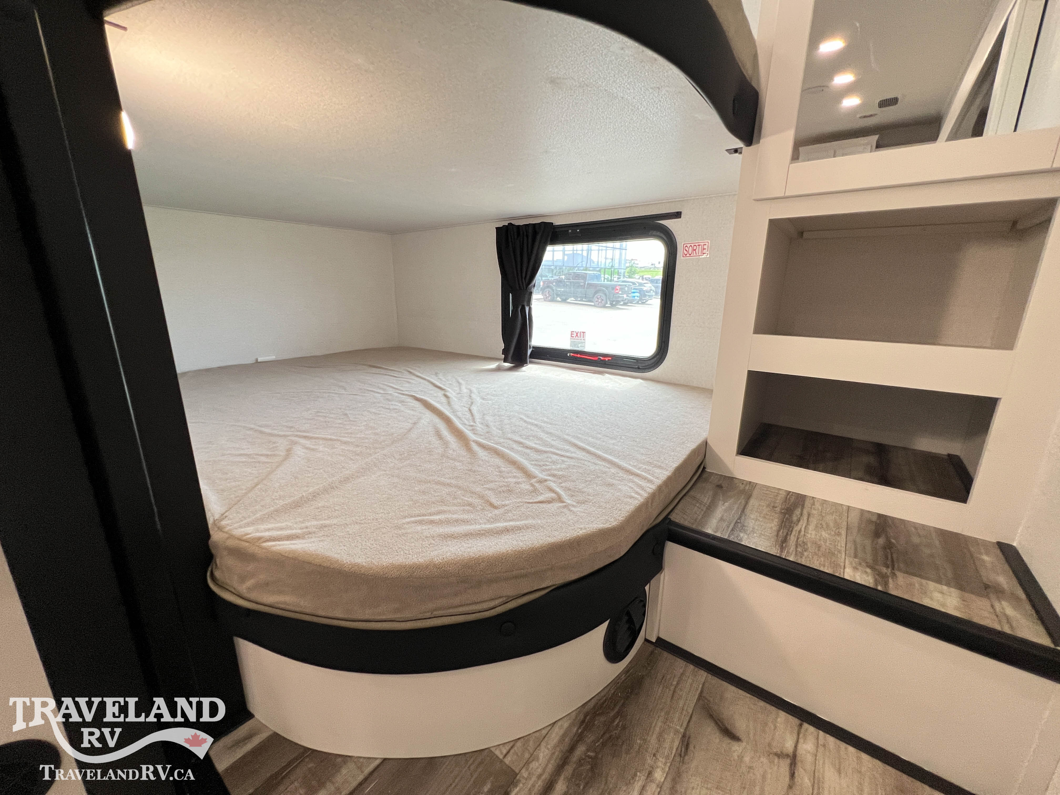 2027 Highland Ridge Roamer Light Duty 28DBSS - Image 19