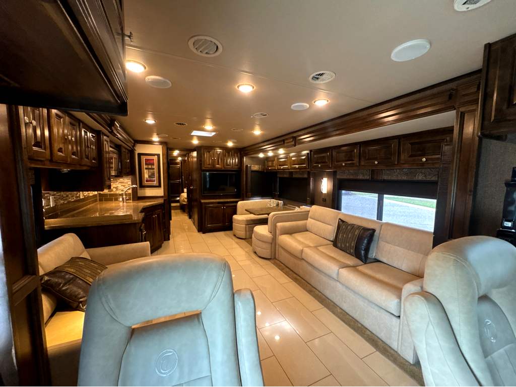 2016 TIFFIN ALLEGRO RED 38QBA - Image 9