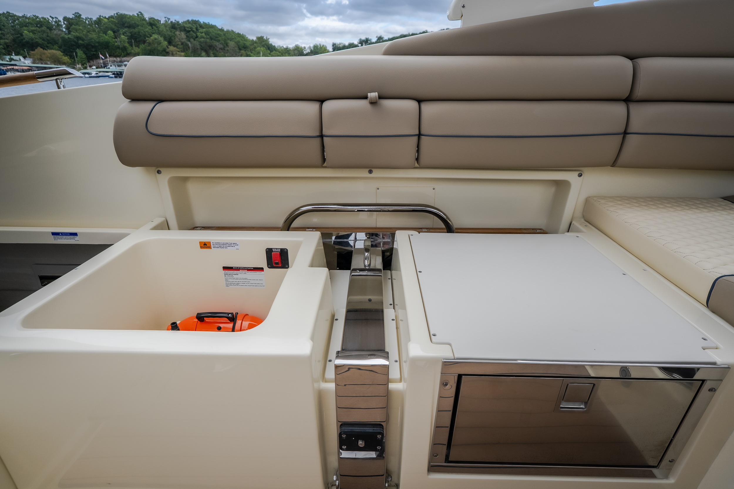 2027 Chris Craft Launch GT 35 ME - Image 24