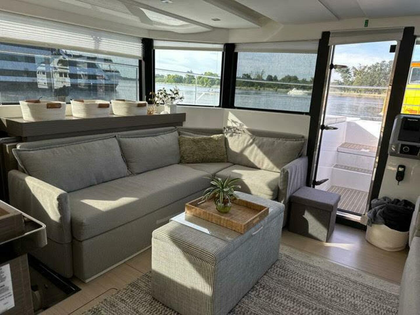 2023 Leopard 46 PC - Image 10