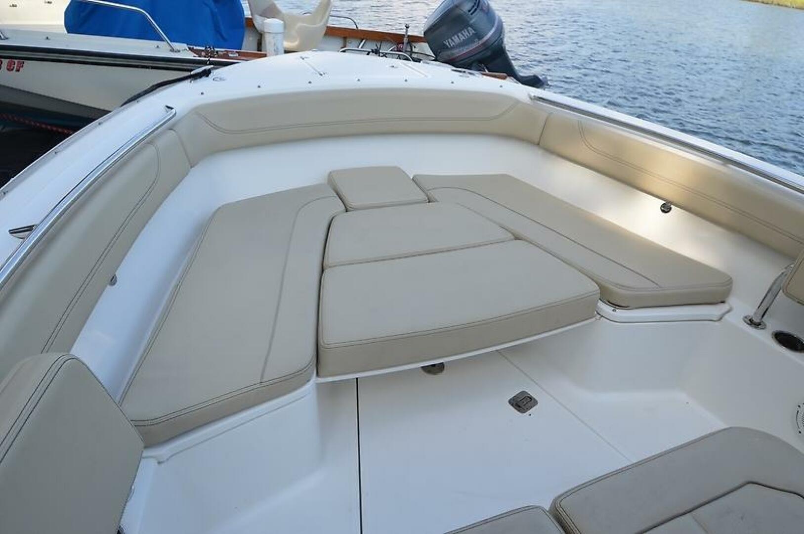 2019 PURSUIT S 288 Sport Base - Image 46