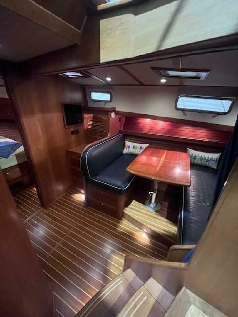 2011 Sabre 40 Sedan - Image 41