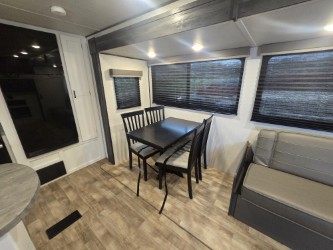 2023 KEYSTONE HIDEOUT 28RKS - Image 16