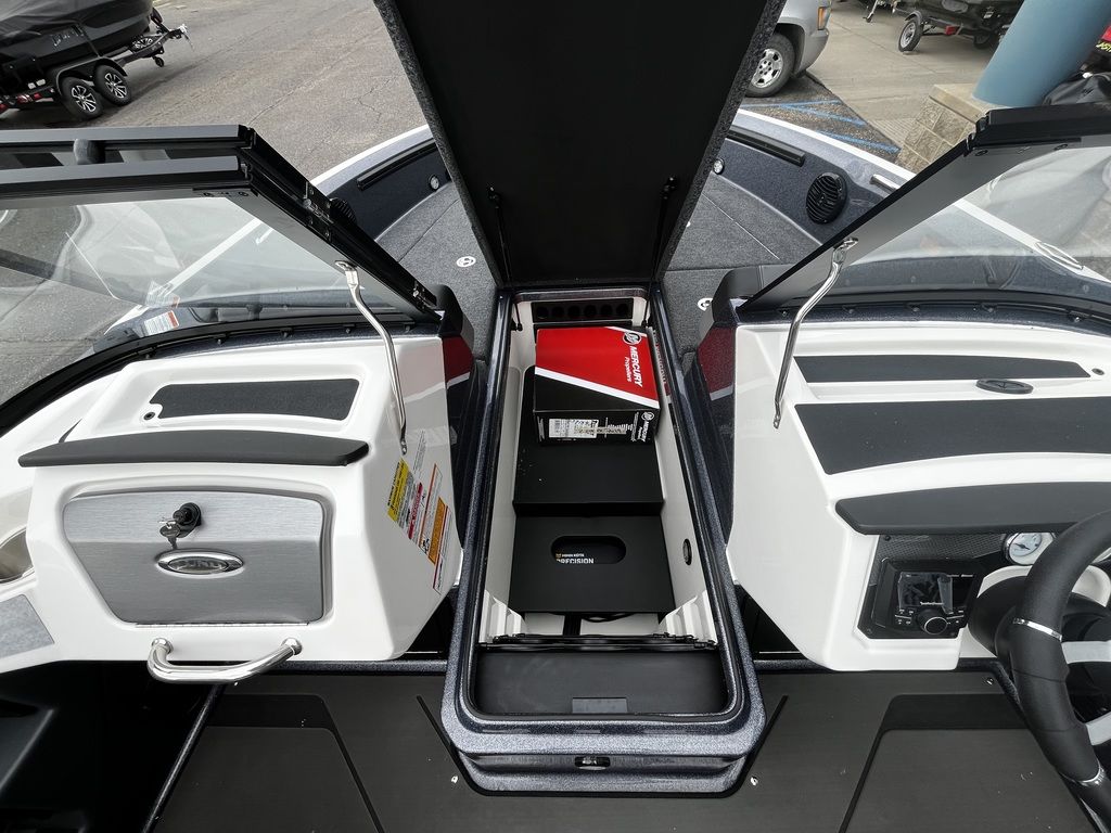 2026 Lund 202 PRO-V GL Sport - Image 24