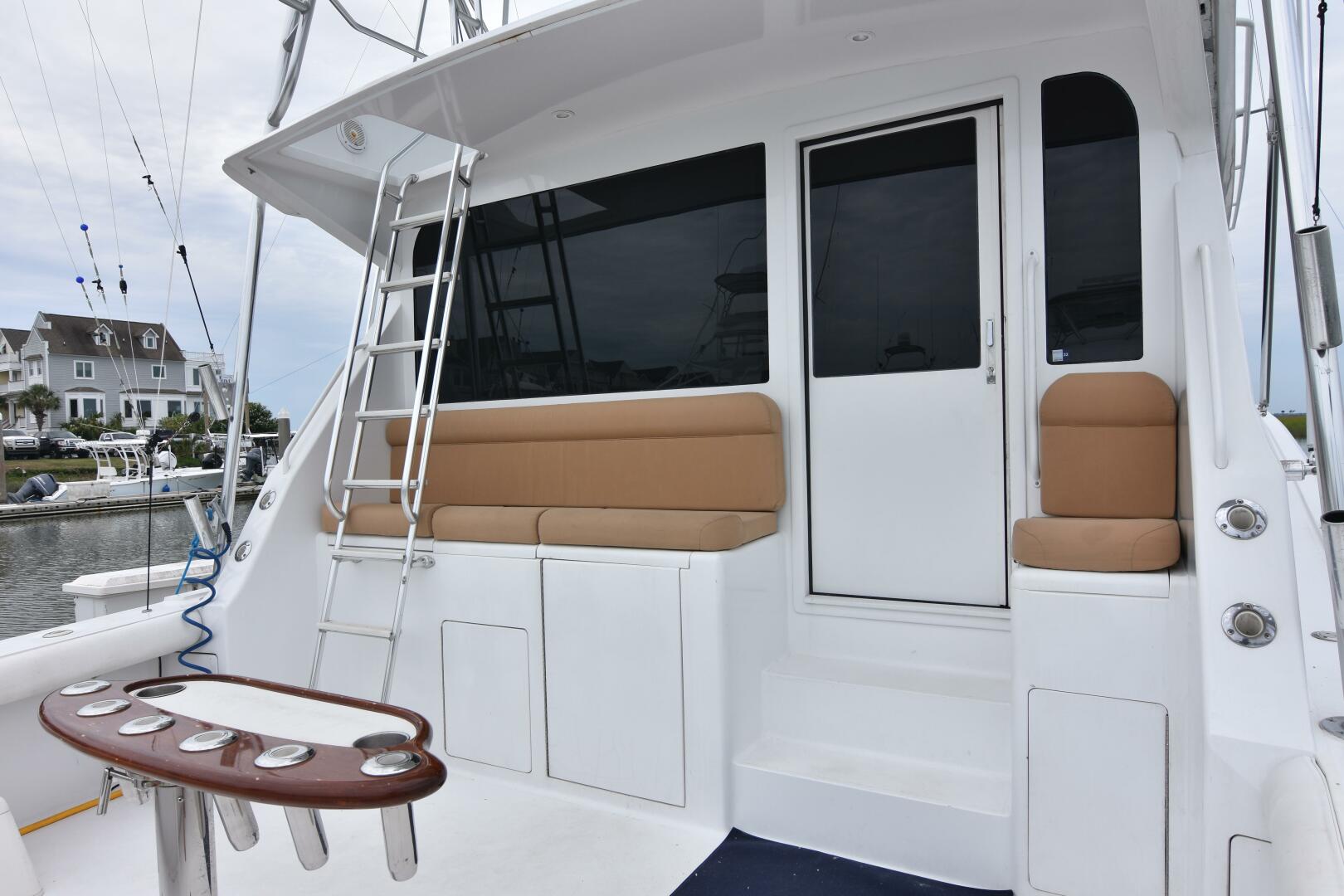 1999 Viking 58 Convertible - Image 7