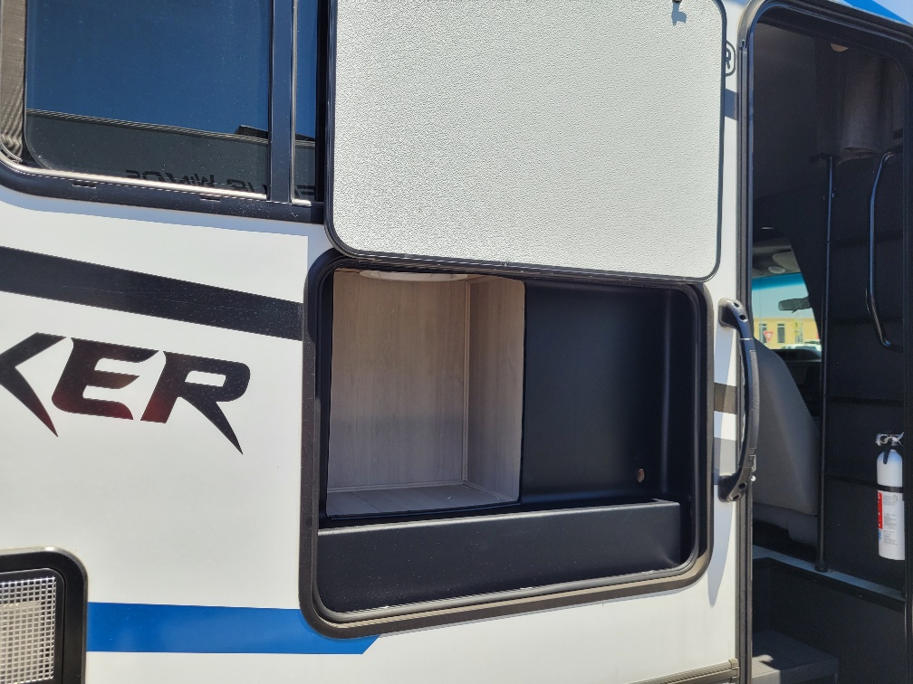 2026 Forest River Sunseeker 3010DS - Image 4