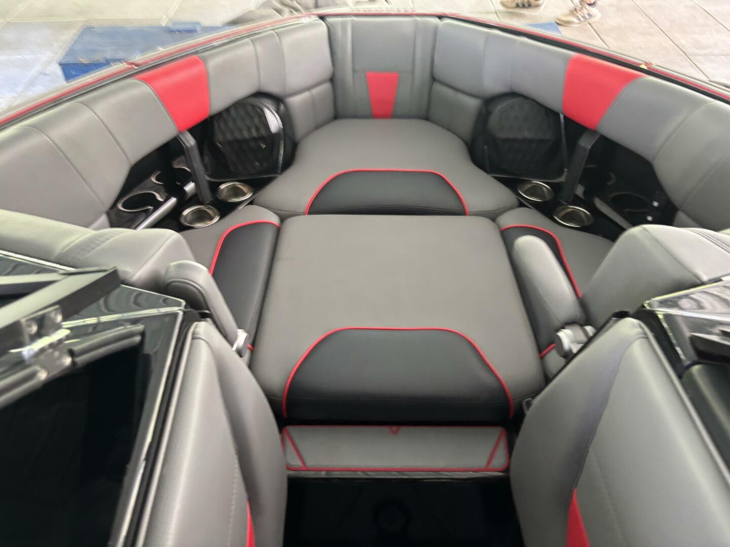 2022 Malibu Wakesetter 23 LSV - Image 33