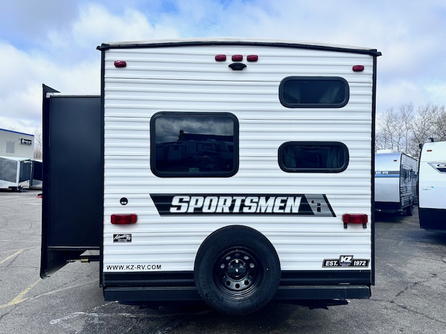 2022 KZ RV Sportsmen SE 332BHKSE - Image 5