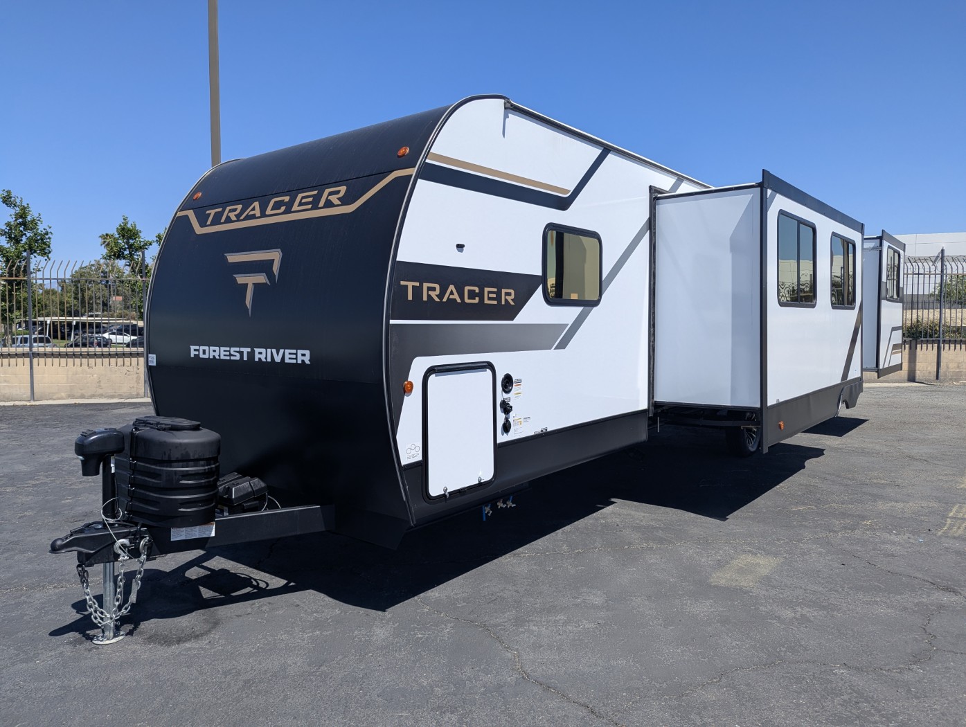 2026 Prime Time Tracer 295DB - Image 2