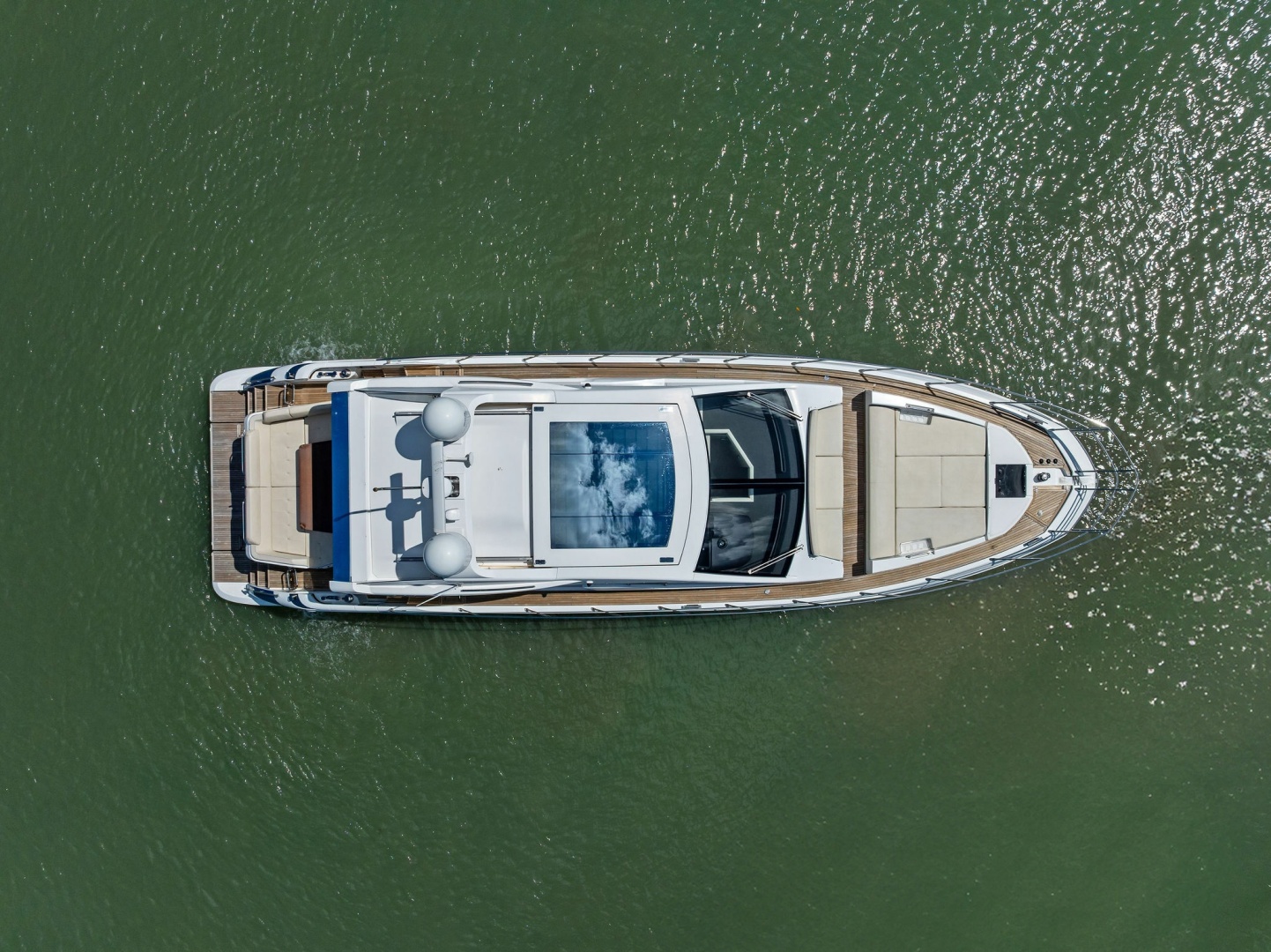 2015 Azimut 55S - Image 9