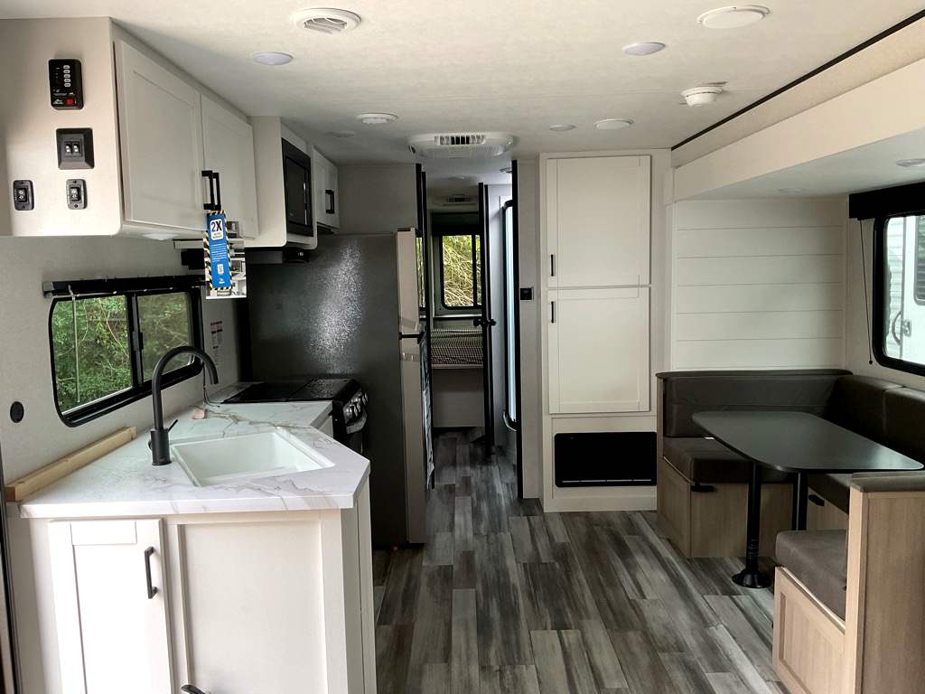 2026 Jayco Jay Flight SLX 380DQS - Image 5