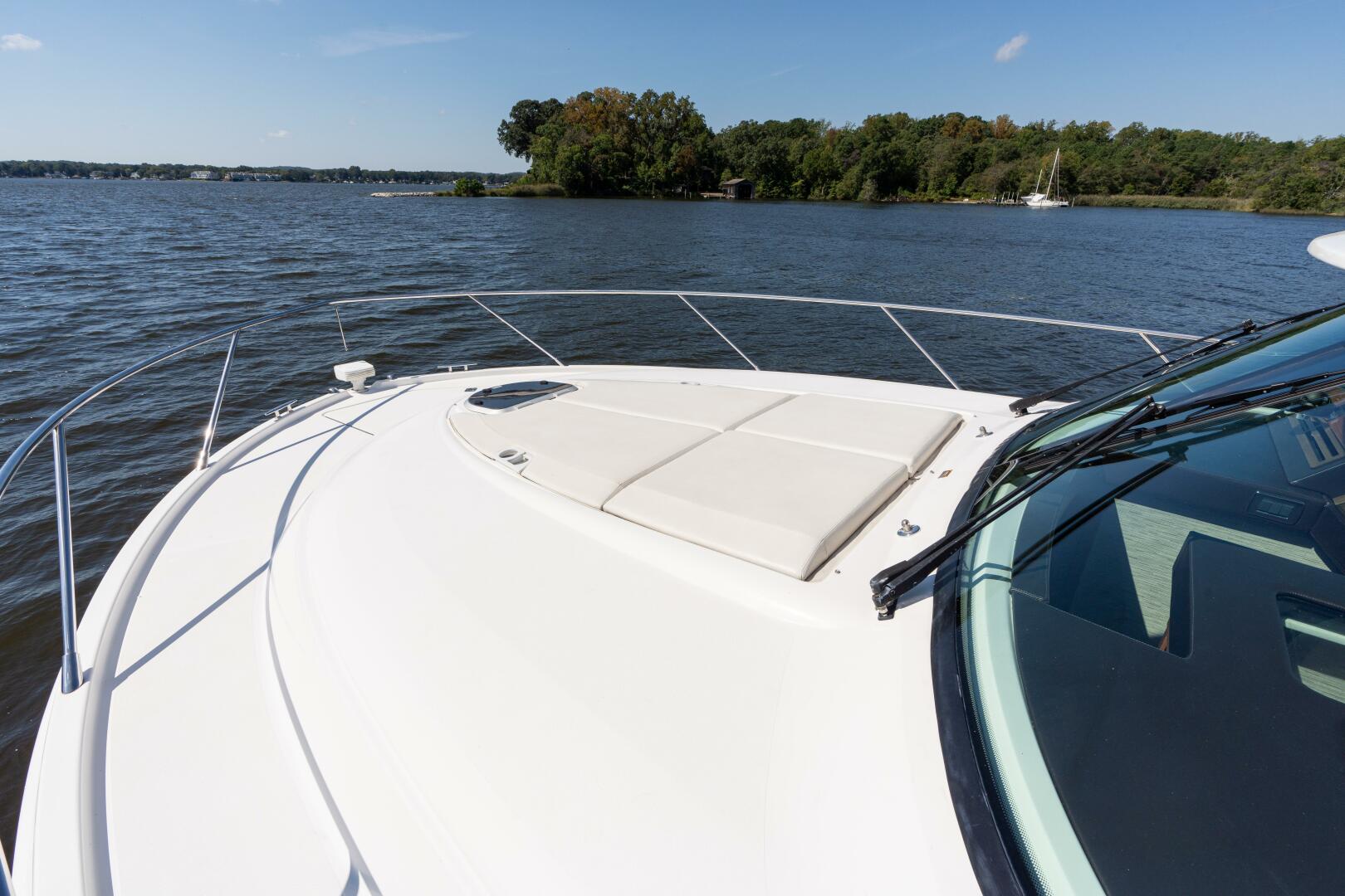 2015 Tiara Yachts 44 Coupe - Image 32