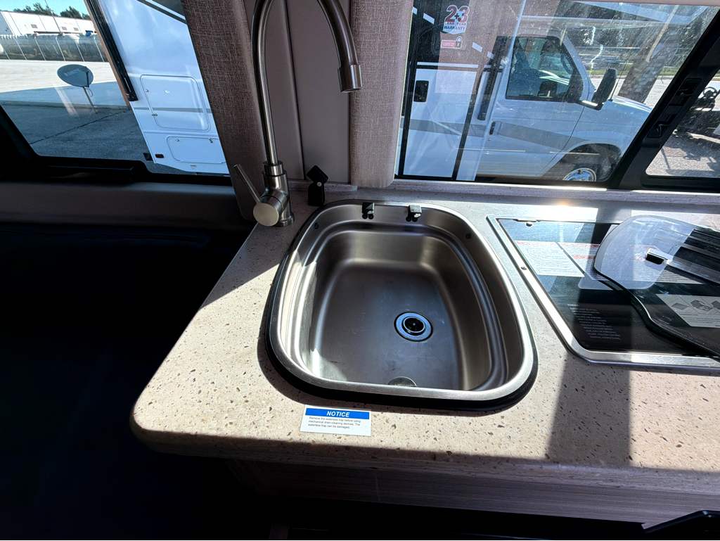 2022 ENTEGRA COACH ETHOS 20T - Image 17