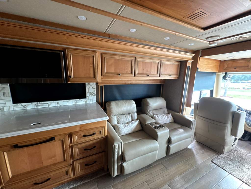 2023 TIFFIN PHAETON 35CH - Image 20