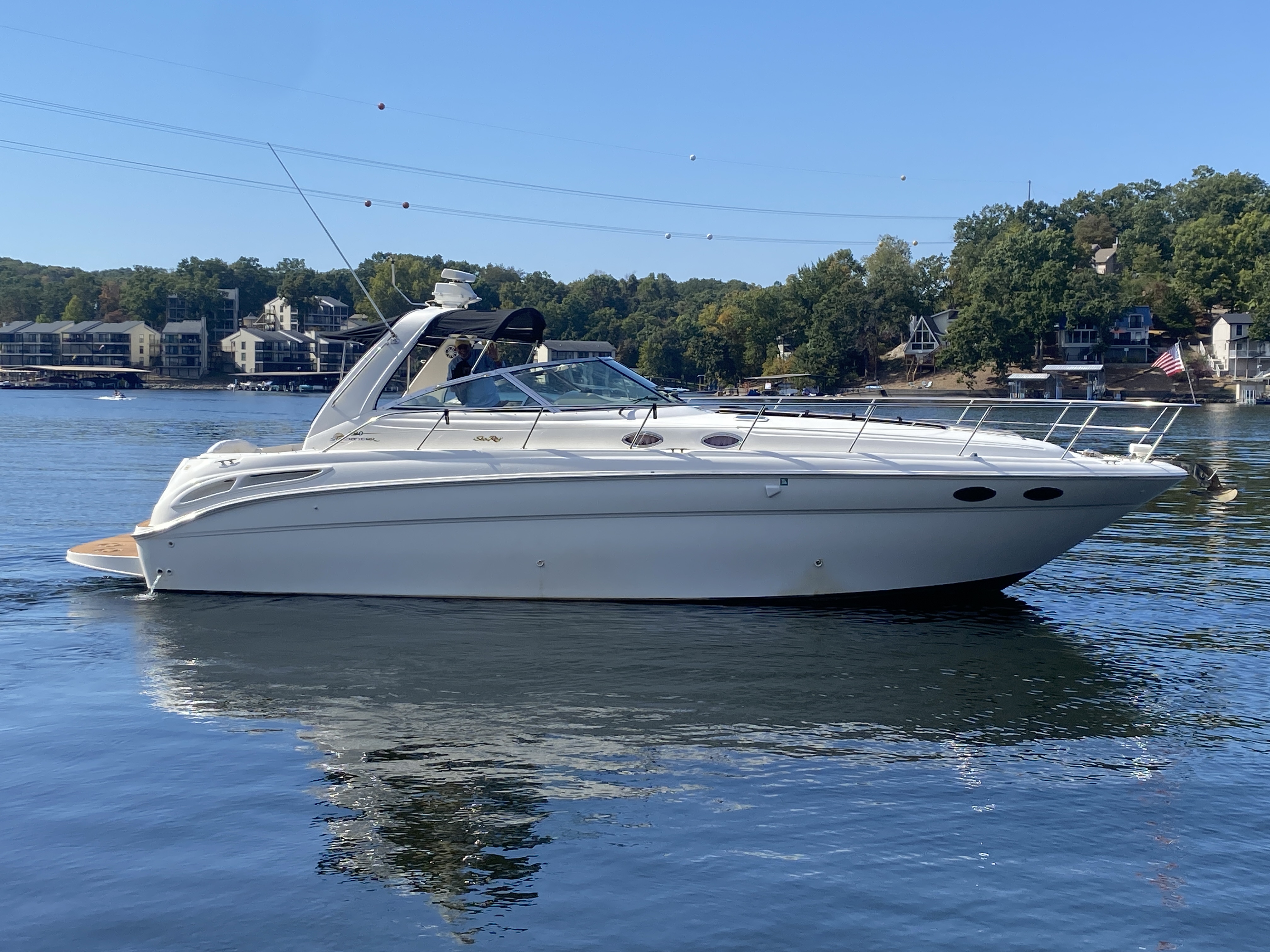 1999 Sea Ray 380 Sundancer - Image 1