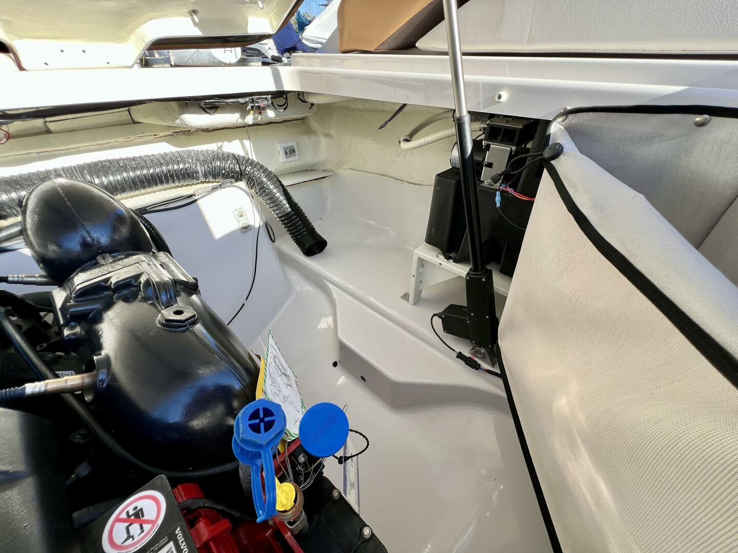 2019 Four Winns H290 - Image 44
