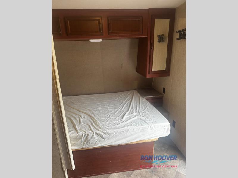2016 PUMA 32TFB - Image 11