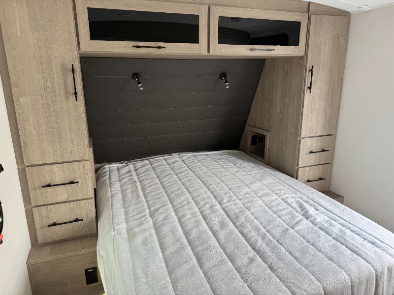 2026 Grand Design Imagine 2300MK - Image 8