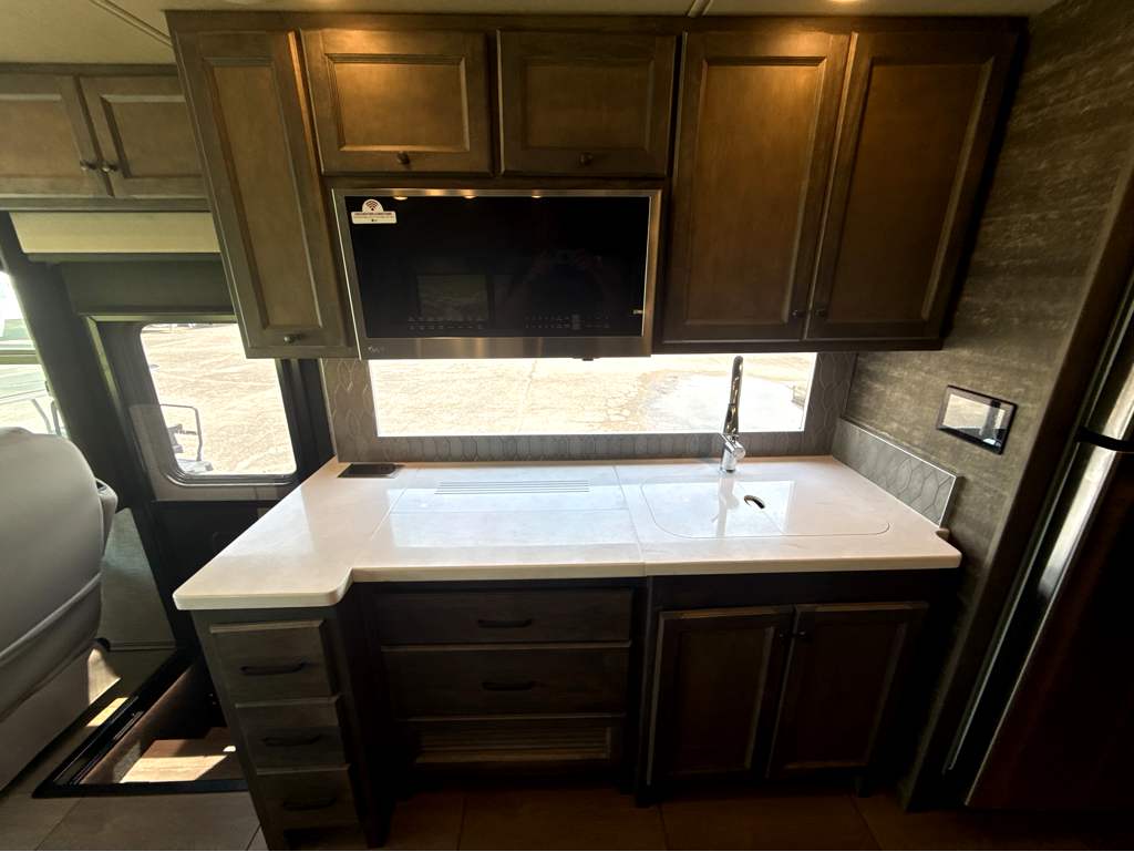 2023 TIFFIN ALLEGRO 36UA - Image 18